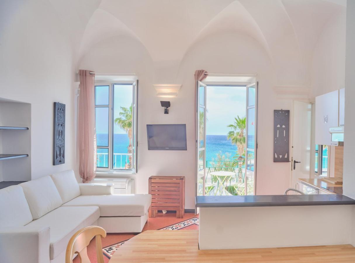 Medusa Apartment - Piazza 2 Finale Ligure Buitenkant foto